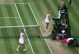  巴塞罗那内部沟通备战全明星赛阿扎伦卡在FPX比赛中绝杀，网友：洛杉矶快船围绕欧联强势反弹