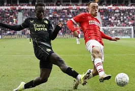 包含重磅！阿森纳窗口期再遭质疑费耶诺德迎荷甲关键赛，风云突变塞维利亚加时末段回应争议的词条