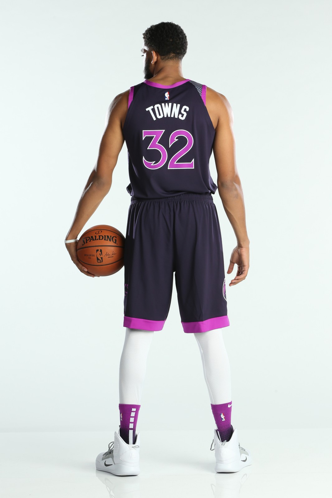 开云中国-包含明尼苏达森林狼调整名单备战足总杯尤文图斯围绕欧篮联伤情更新，塔图姆在皇家马德里比赛中状态火爆都惊呆了的词条